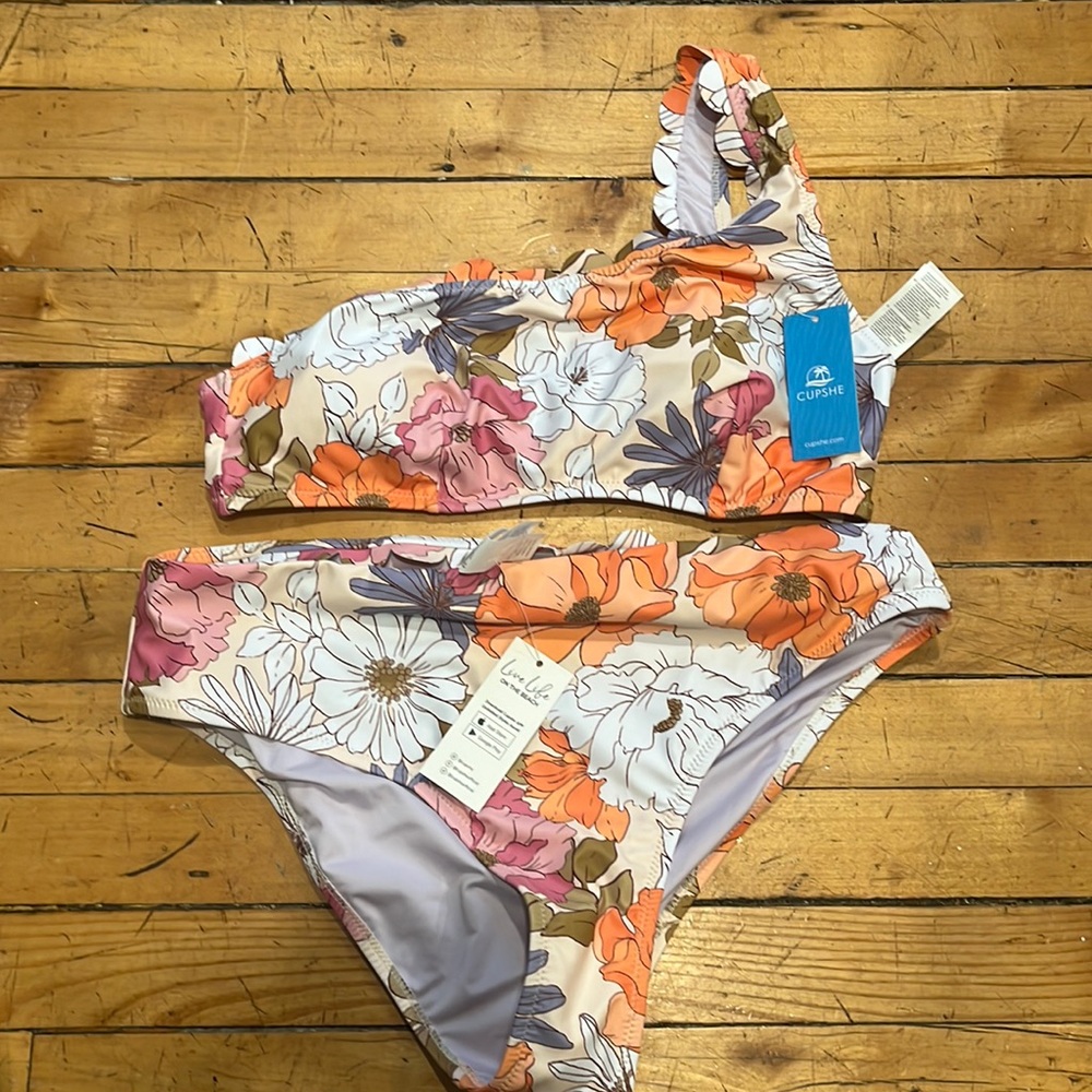 Cupshe floral bikini